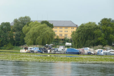 Potsdam nähe Berlin Seerosen Hafen