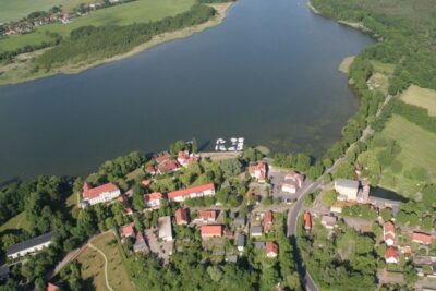 Hausbootferien Mecklenburg Hafen von oben