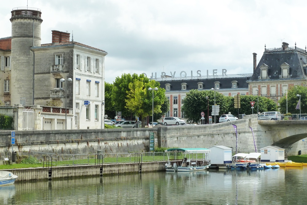 Bootsurlaub Ortschaft Charente