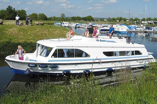 Calypso Boot seitliche Ansicht