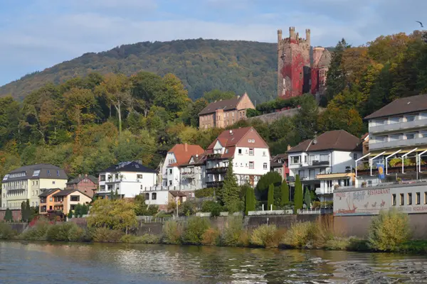 Neckarsteinach am Neckar Hausbootfahrt