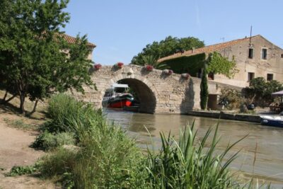 Le Somail am Canal du Midi