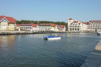 Hafenbecken im Hafendorf Rheinsberg