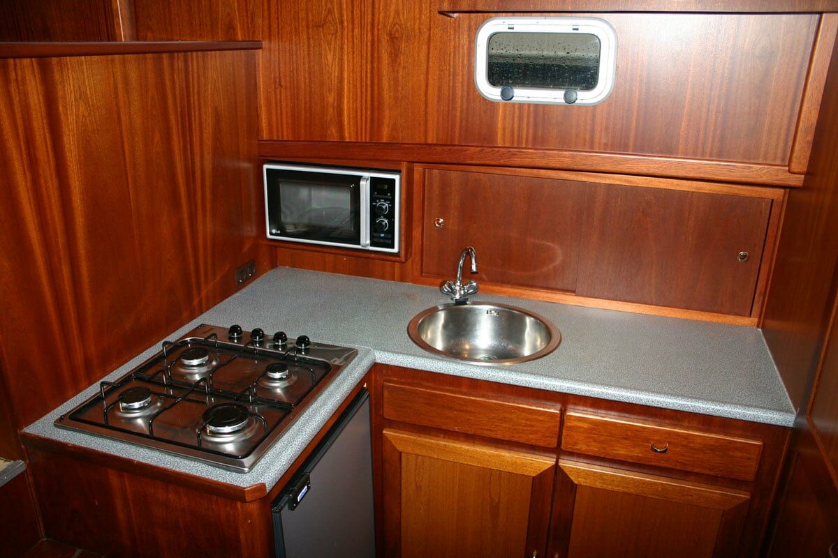 Küche Motoryacht Aquanaut 1250 Hannah