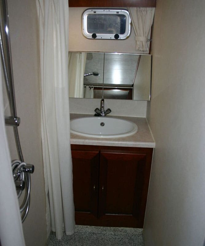 Nasszelle Motoryacht Aquanaut 1250 Hannah