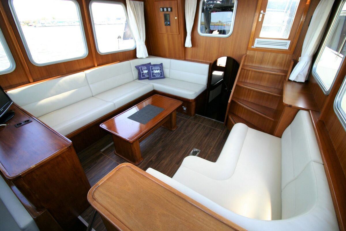Salon Motorboot Aquanaut 1250 Hannah