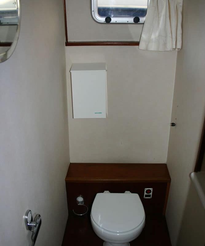 Toilette Motoryacht Aquanaut 1250 Hannah