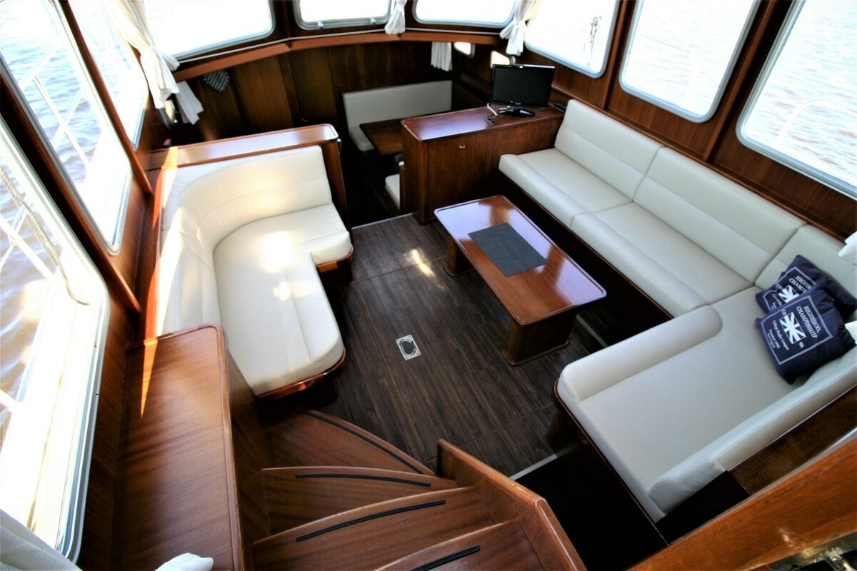 Wohnbereich Motoryacht Aquanaut 1250 Hannah