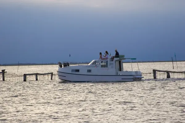 Lagune Venedig Boot NCF in Fahrt