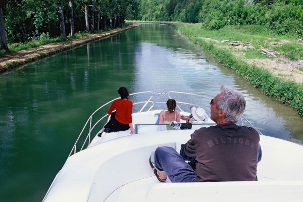 Außensteuerstand Hausboot Sedan 1160