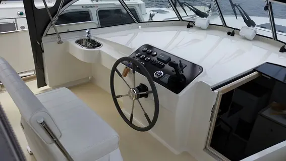 Außensteuerstand und Cockpit