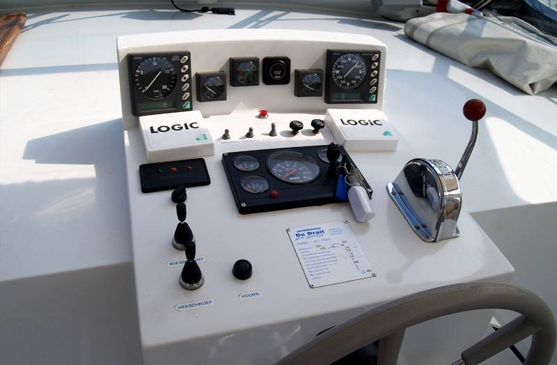 Außensteuerstand Motoryacht Renal 50 Drait 33