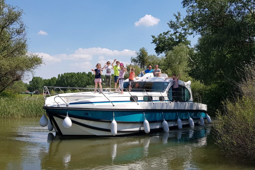 Nicols Hausboot in Ungarn