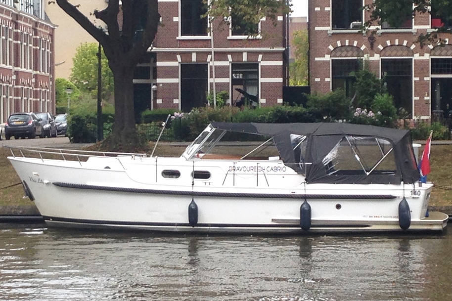 Motoryacht Bravoure 34 Cabrio - De Drait Yachting Holland