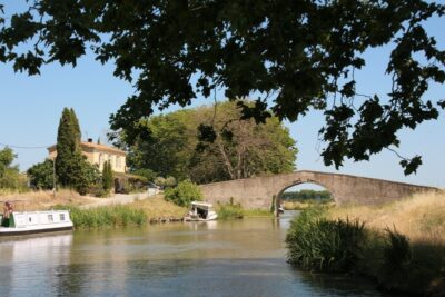 Brücke am Midi Kanal