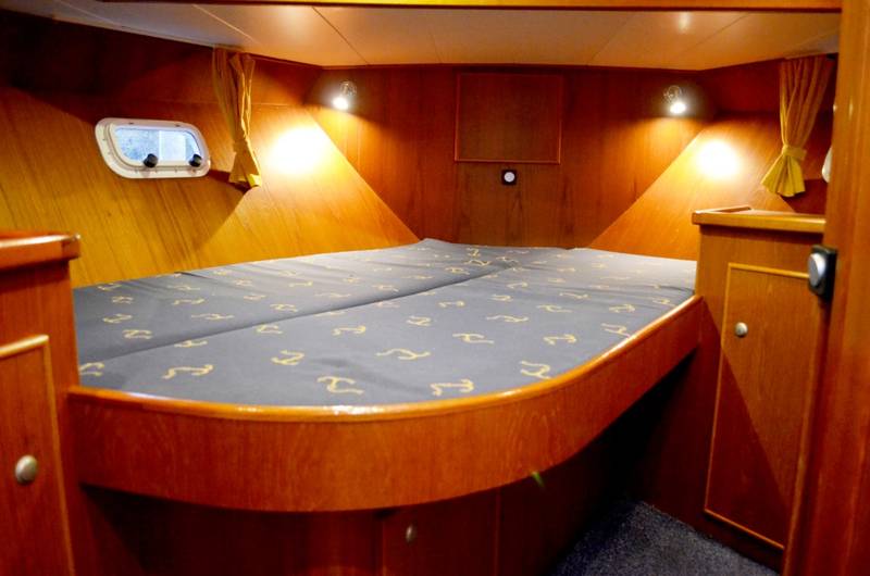 Bugkabine Motoryacht Renal 40 Drait 48