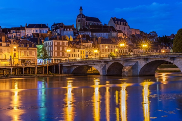 Joigny Abendstimmung Brücke und Hafen