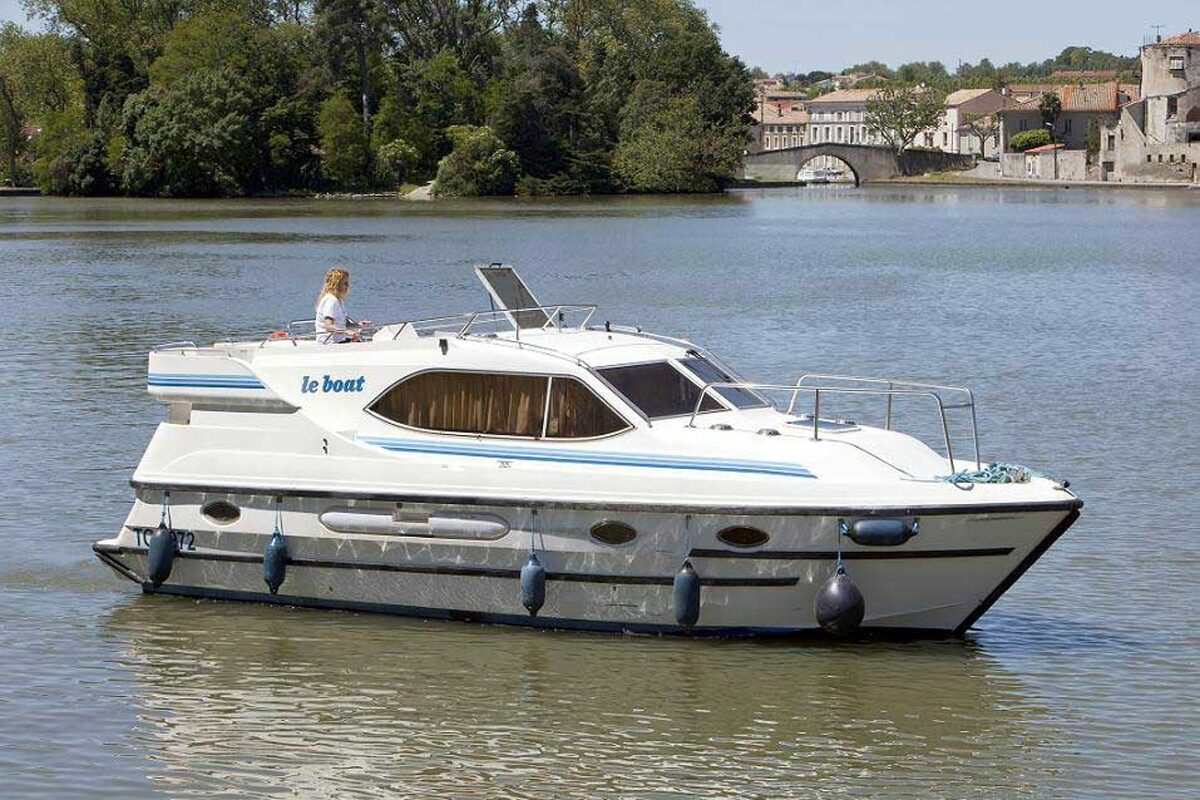 Hausboot Countess Aussenansicht