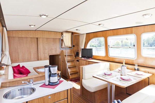 Dinette auf Linssen Grand Sturdy 40.9.