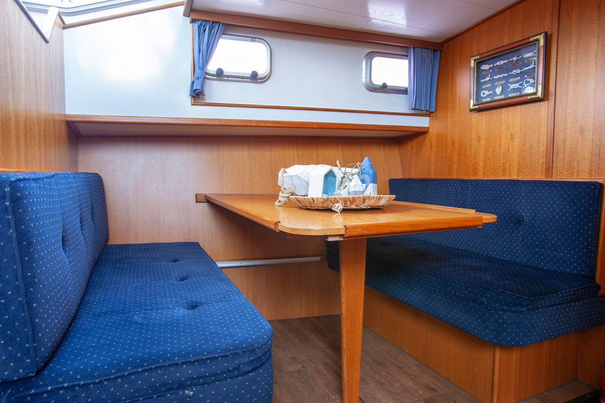 Dinette Pedro Levanto 44 Motorboot