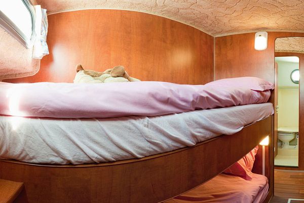 Kabine mit Etagenbett auf Sedan 1160