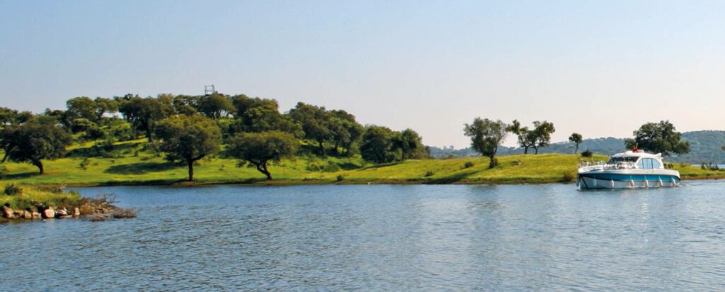 Grande Lago Alqueva in Portugal