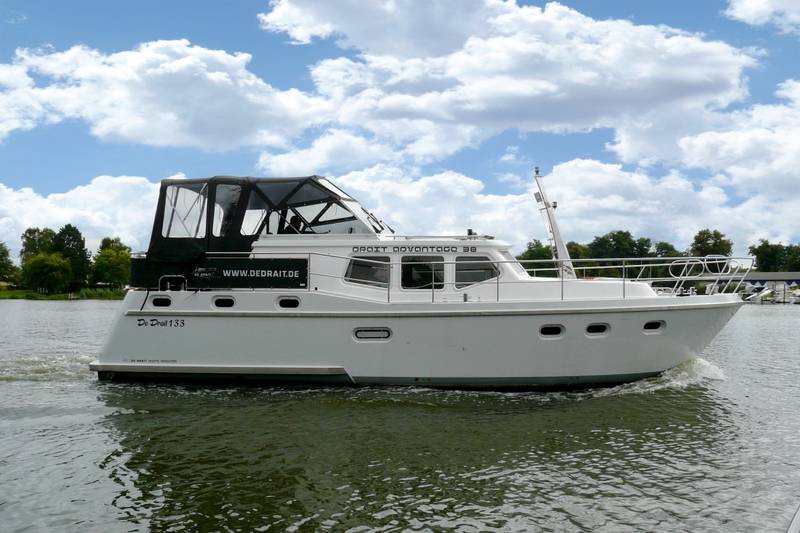 Motoryacht Advantage 38 Drait 133 - Yachtcharter De Drait Brandenburg