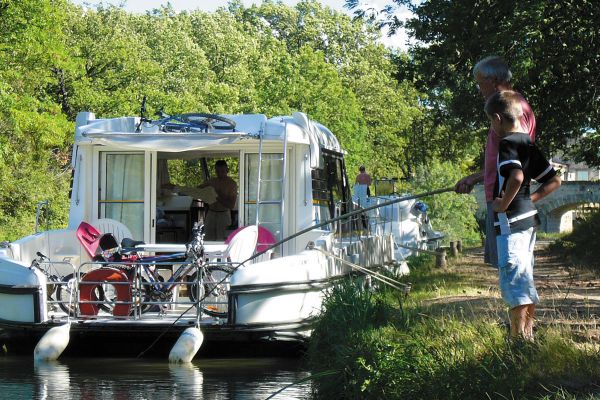 Heckterrasse auf Nicols Sedan Boote