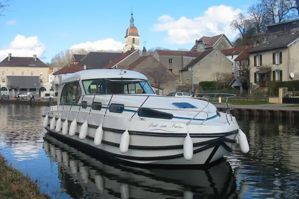 Nicols Sedan 1310 mieten