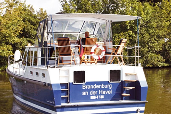 Heckansicht Motoryacht Passion Classic 11.60