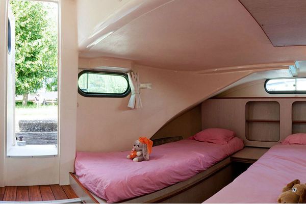 Heckkabine mit Einzelbetten oder Doppelbett Confort 1350