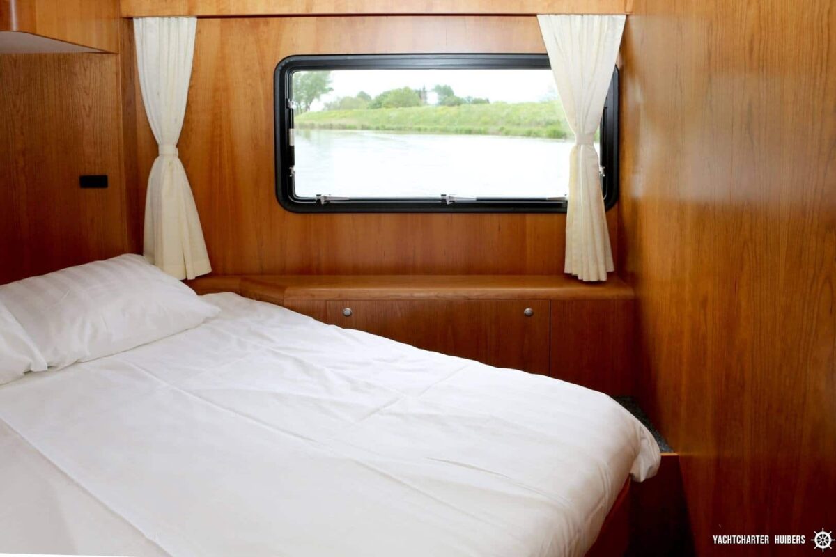 Heckkabine Motoryacht Royal