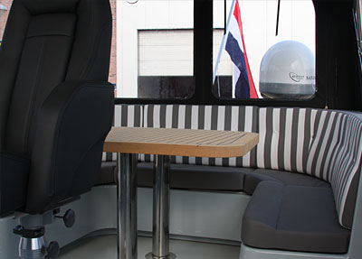Heckterrasse unter Persenning