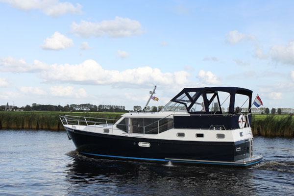 Motoryacht Wolvenjacht 4 in Holland