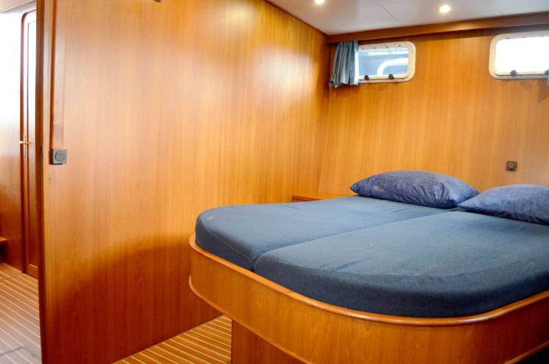 Schlafkabine Doppelbett Motoryacht Renal 50 Drait 19