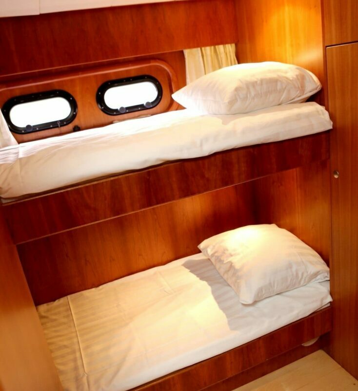 Etagenbett Schlafkabine Motoryacht Royal