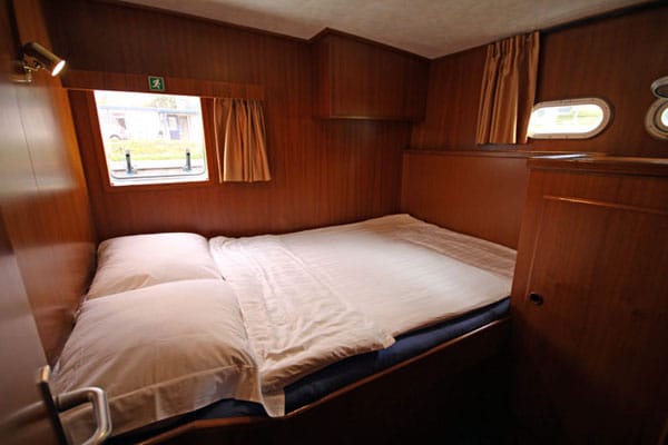 Schlafkabine mit Doppelbett Wolvenjacht Pacific