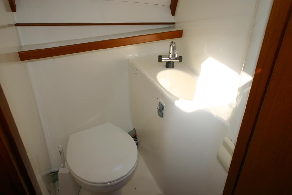 Toilette Kent 27 Boot