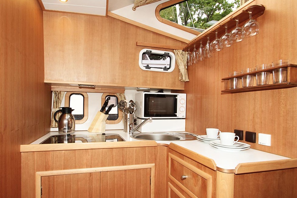 Küche Passion Classic 10.80 Motorboot