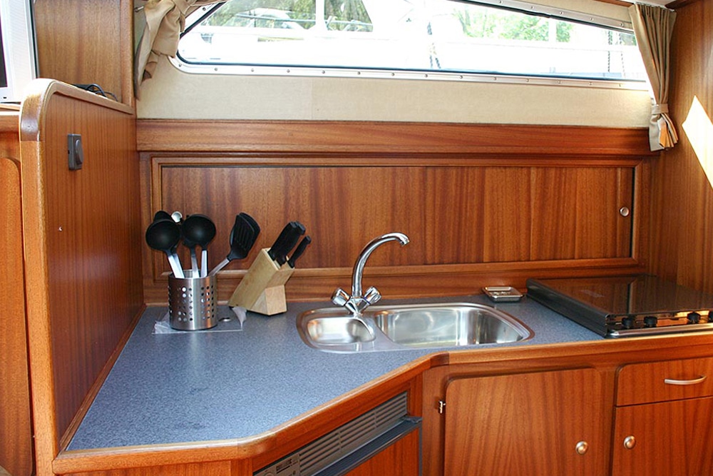 Küche Motoryacht Succes 1000 Sport