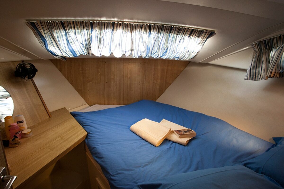 Bugkabine mit Doppelbett auf Magnifique Boot