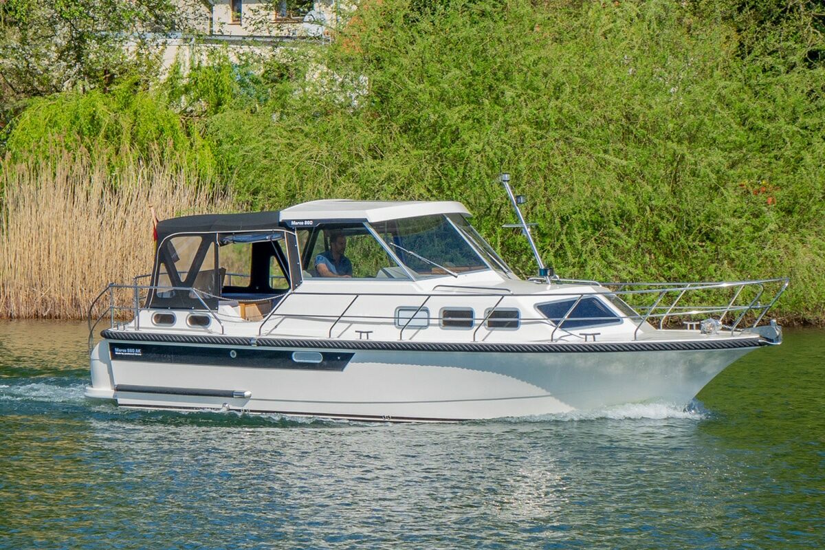 Boot Marco 860 AK HT - Yachtcharter Schulz