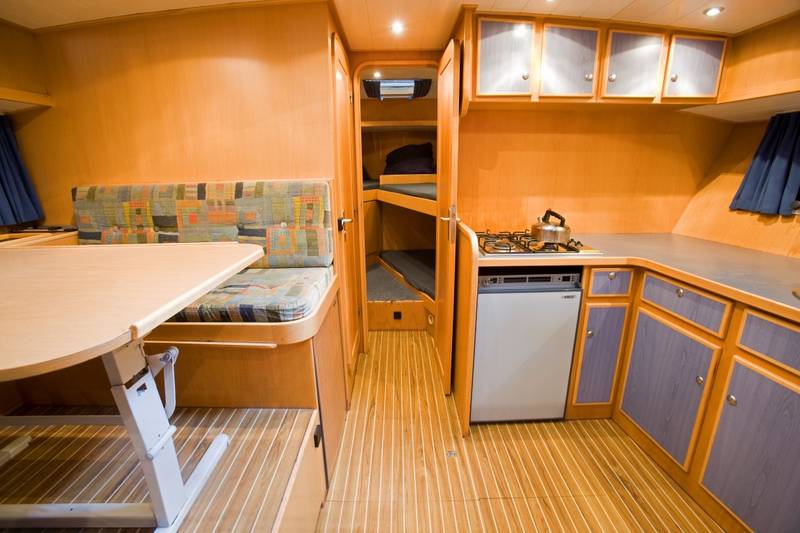 Küche Essbereich Motorboot Renal 45 Drait 31 oder 32