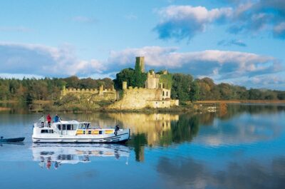 Irland Hausboot Penichette unterwegs