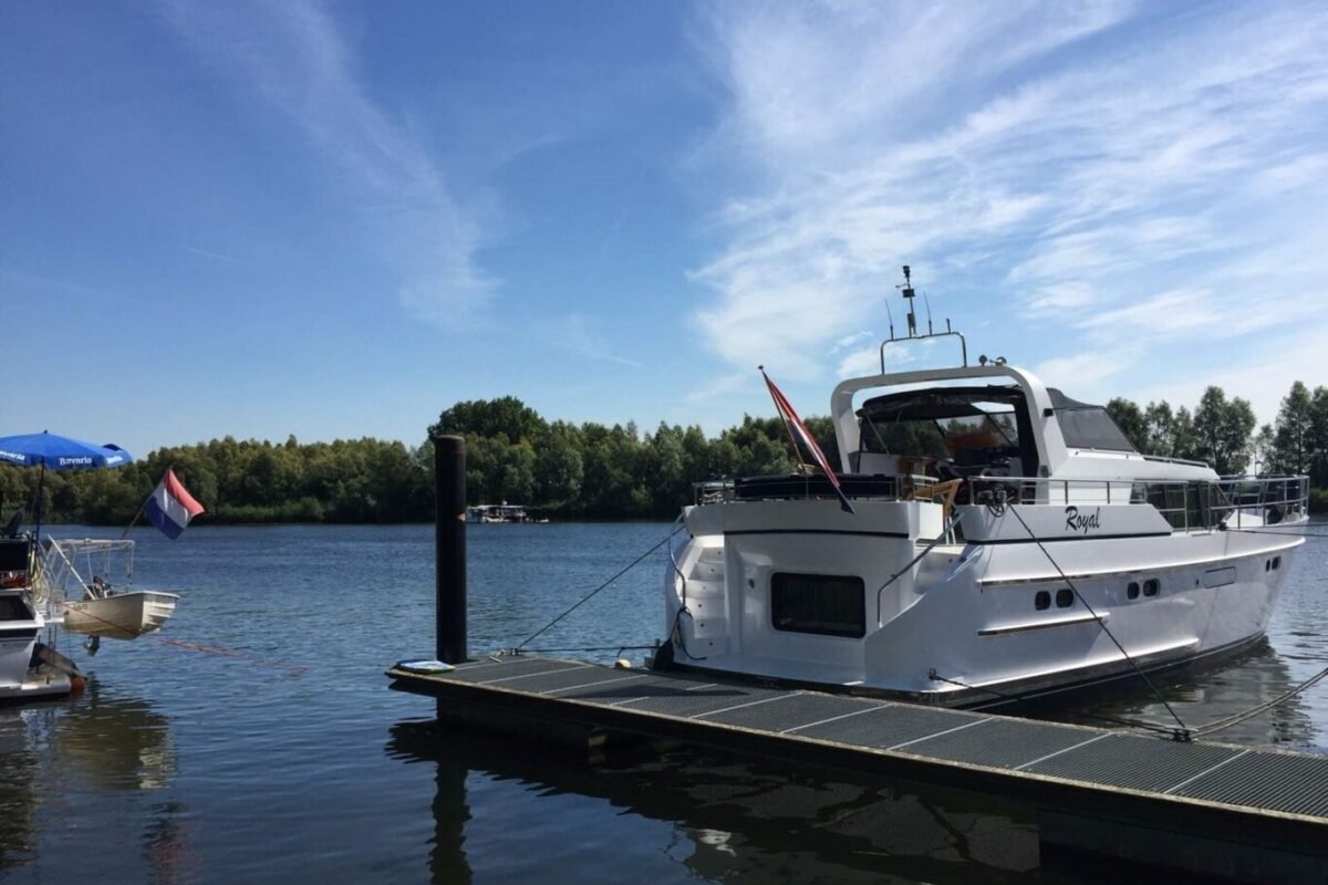 Motoryacht Royal Südholland