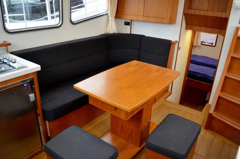 Salon Motoryacht Advantage 38 Drait 133