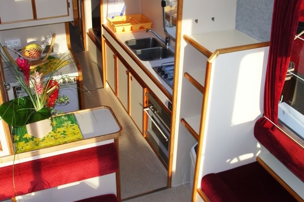 Salon und Küche Eau Claire 1130
