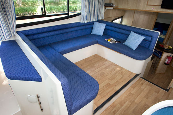 Sitzecke Salon Hausboot Magnifique