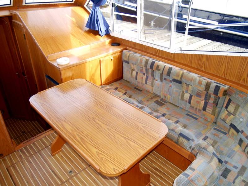 Salon Motoryacht Renal 36 Drait 27