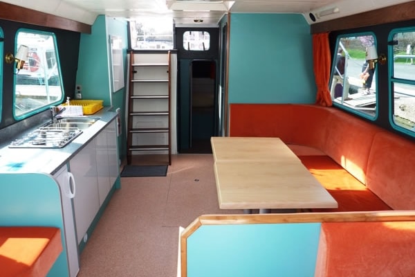 Salon Vetus 1200 Hausboot